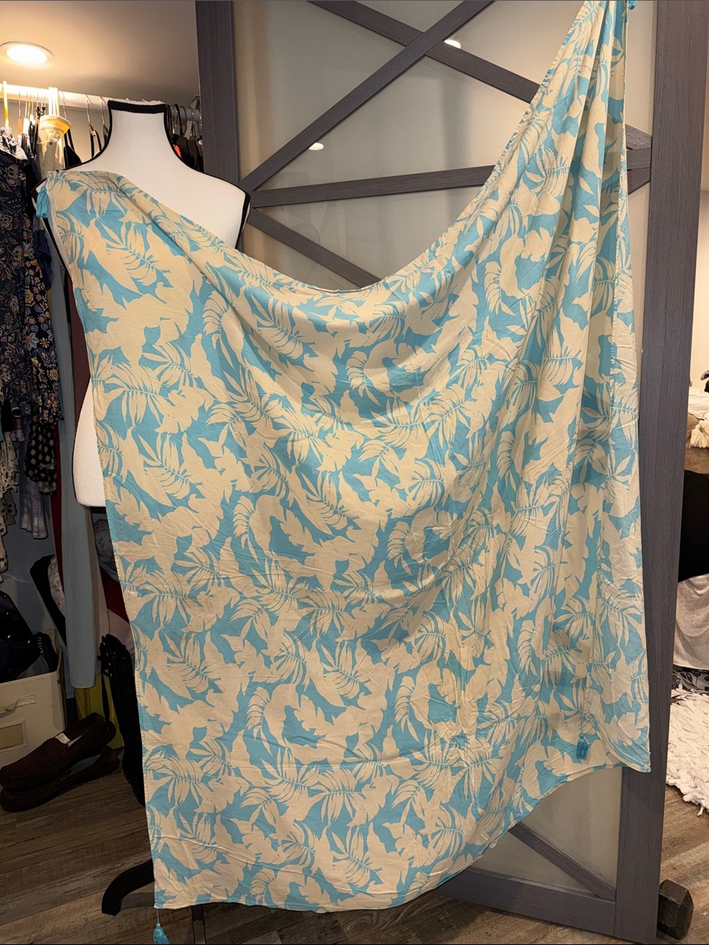 Light Blue & Cream Tropical Print Sarong / Cover-Up